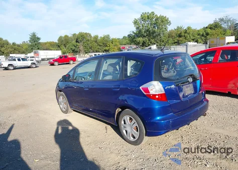 2010 Honda Fit из США, поврежденный, VIN JHMGE8H28AC000055